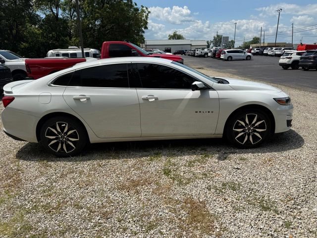 Used 2023 Chevrolet Malibu RS w/ LPO, Floor Liner Package FWD image 4