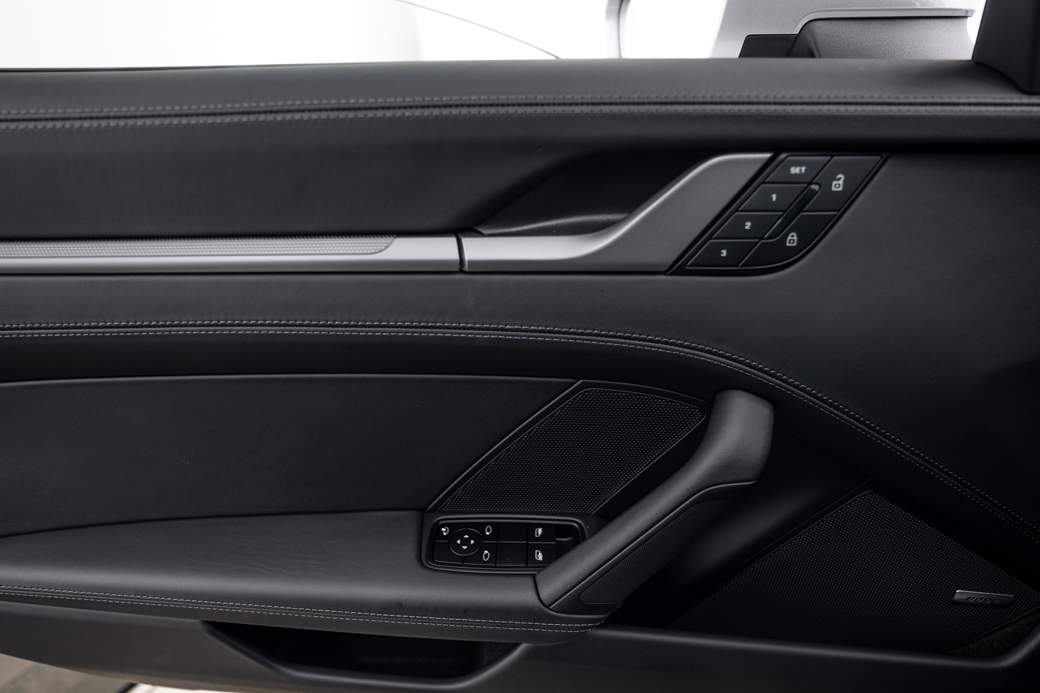 Certified 2025 Porsche 911 Carrera RWD image 20