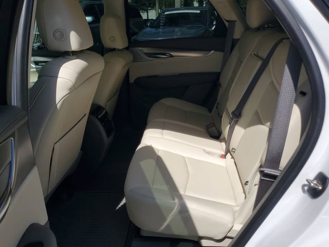 Certified 2024 Cadillac XT5 Premium Luxury FWD image 11