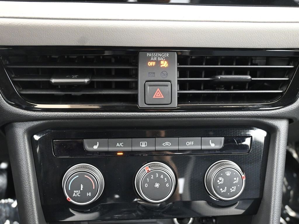 New 2025 Volkswagen Taos S image 30