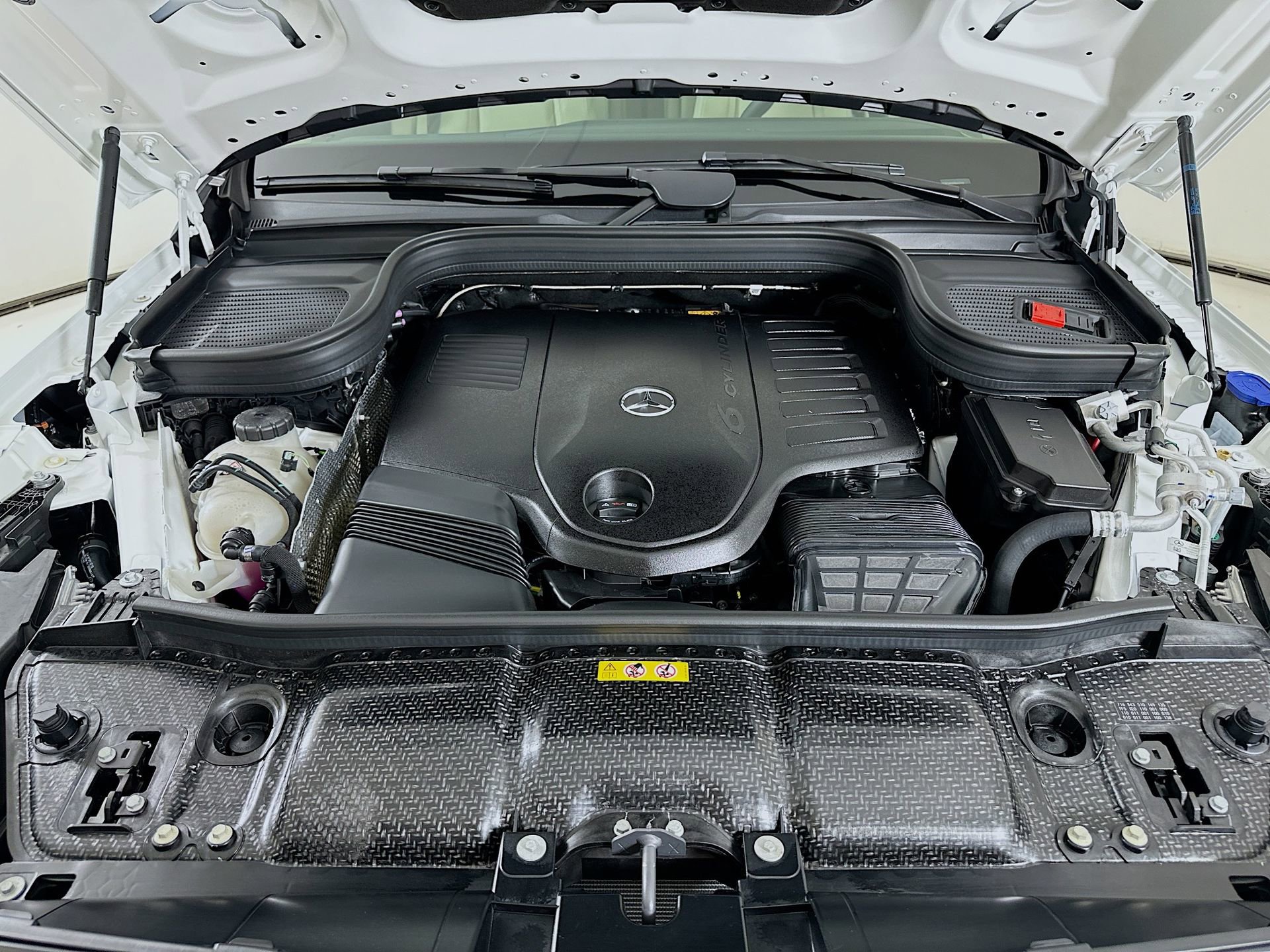 New 2026 Mercedes-Benz GLS 450 4MATIC image 34