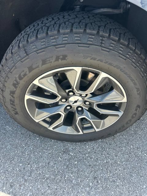 Certified 2023 Chevrolet Silverado 1500 RST AWD/4WD image 4