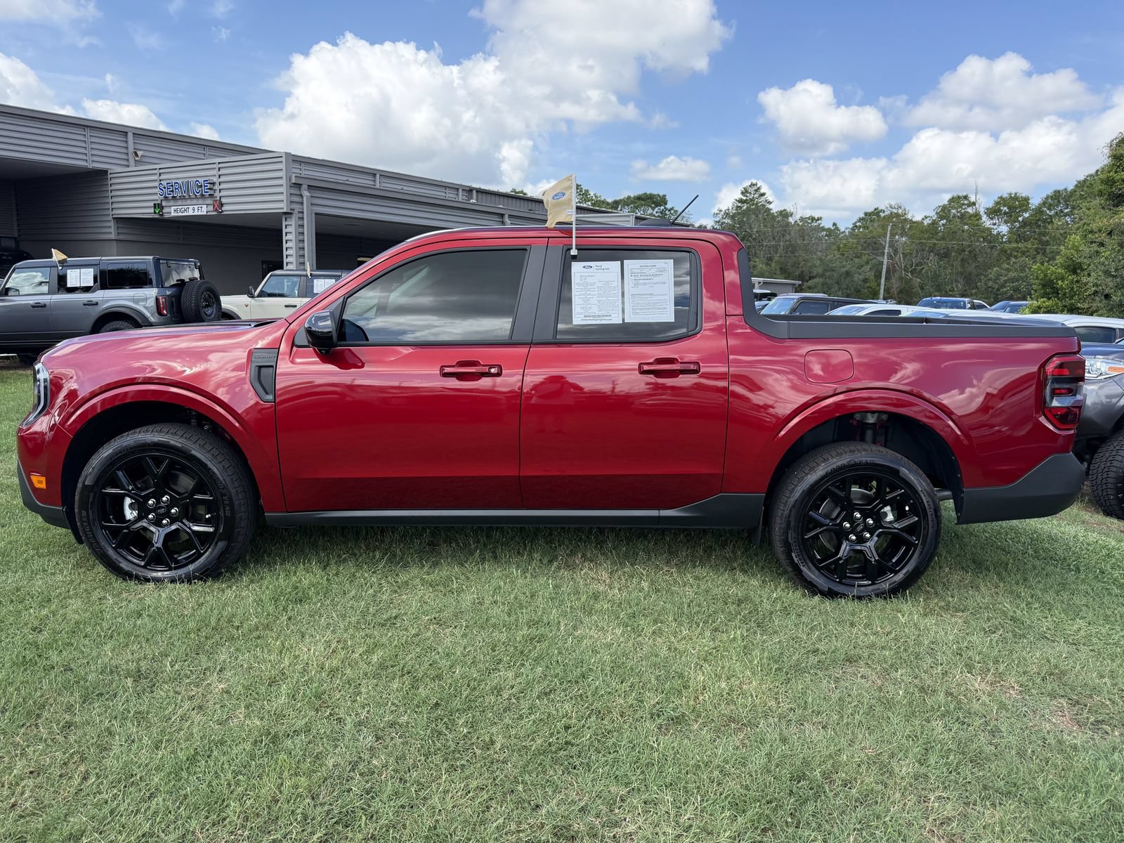 Certified 2026 Ford Maverick Lariat w/ Black Appearance Package AWD/4WD image 7