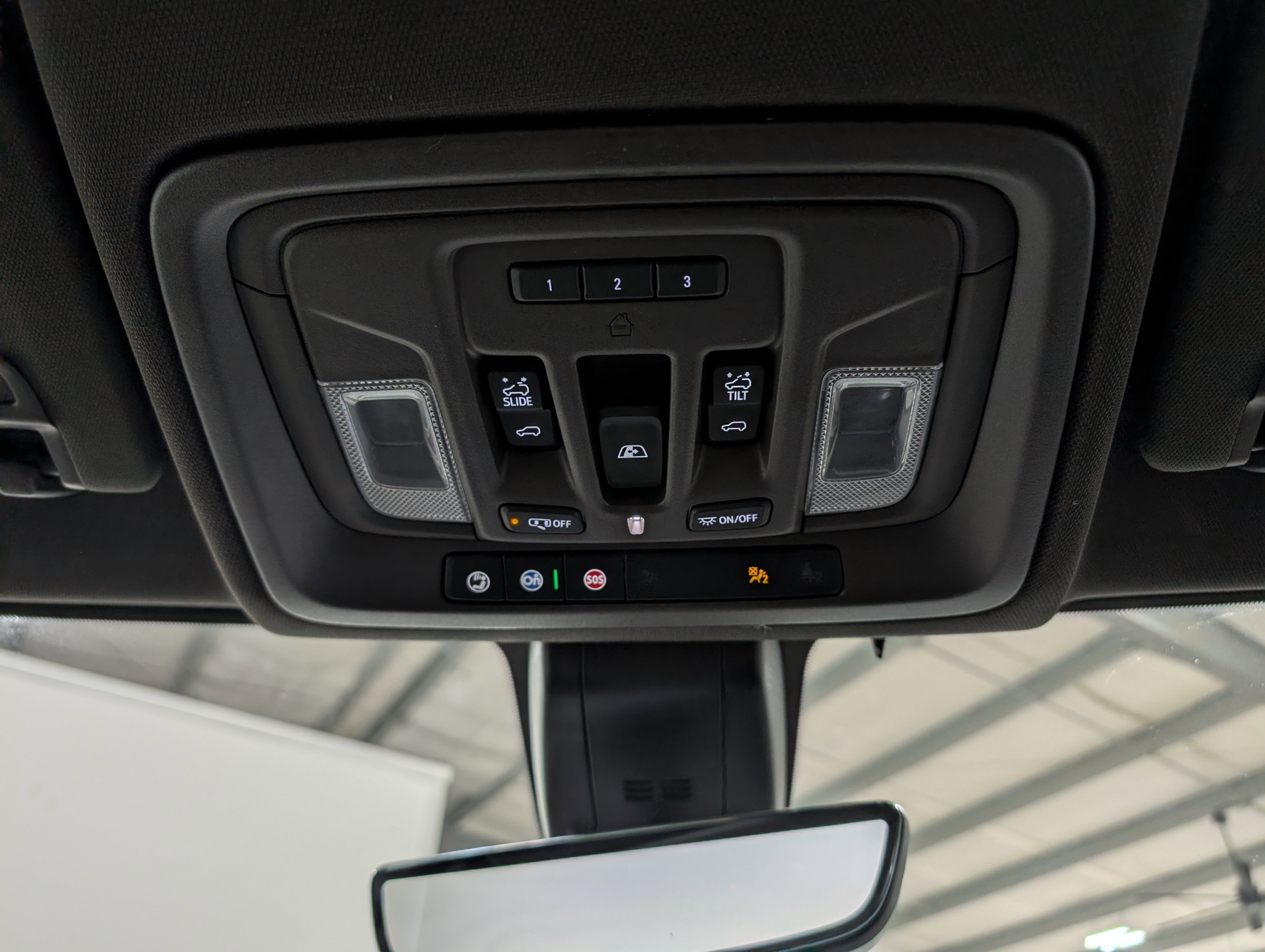 Used 2020 GMC Sierra 2500 Denali w/ Denali Ultimate Package AWD/4WD image 27