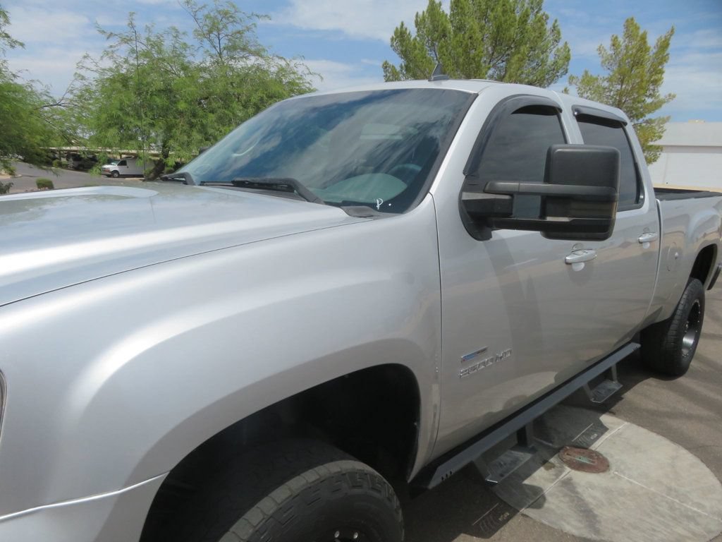 Used 2010 GMC Sierra 2500 SLT w/ SLT Convenience Package AWD/4WD image 8