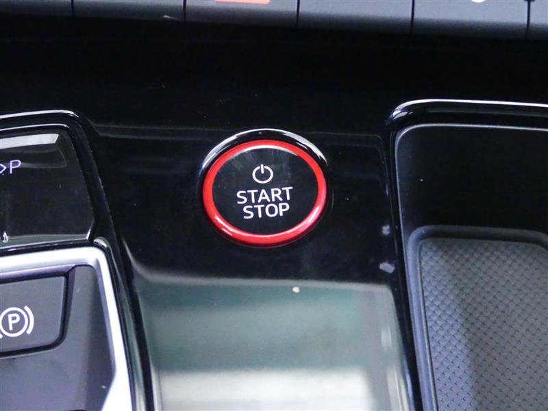 Used 2023 Audi RS e-tron GT w/ Carbon Performance Package image 18