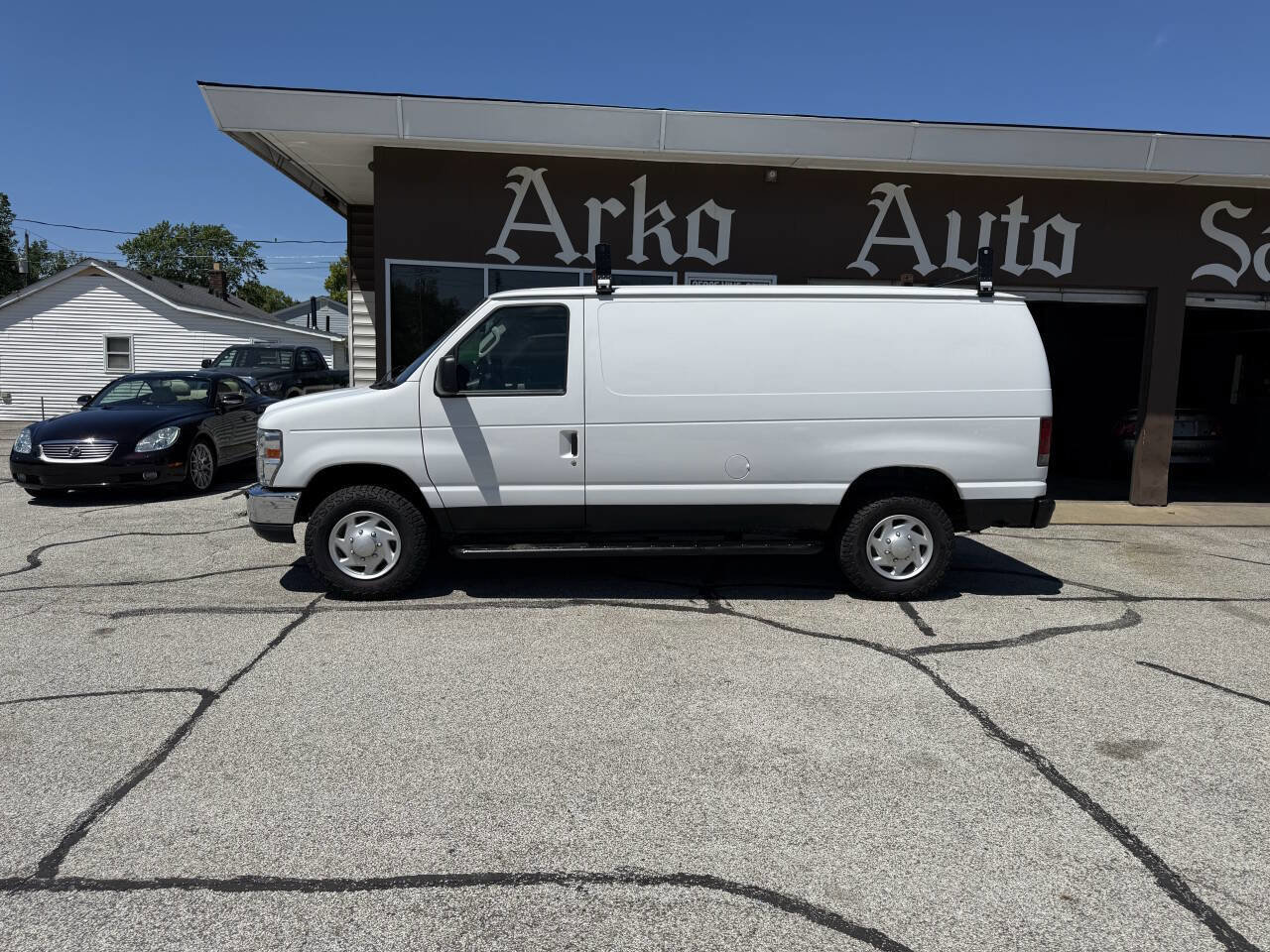 Used 2013 Ford E-250 and Econoline 250 w/ PWR Group RWD image 6