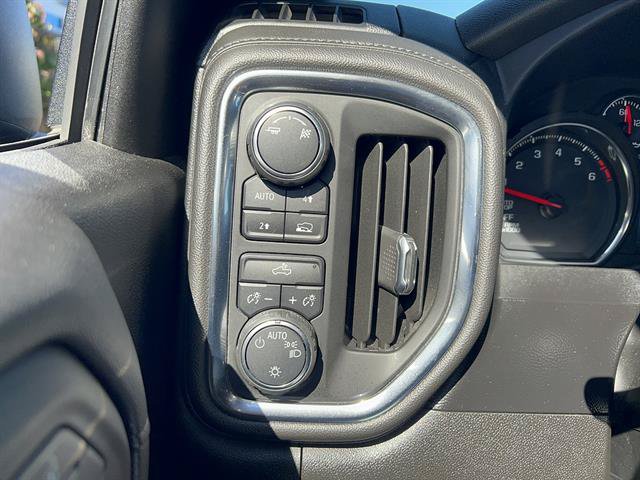 Used 2019 Chevrolet Silverado 1500 LT w/ All-Star Edition AWD/4WD image 22