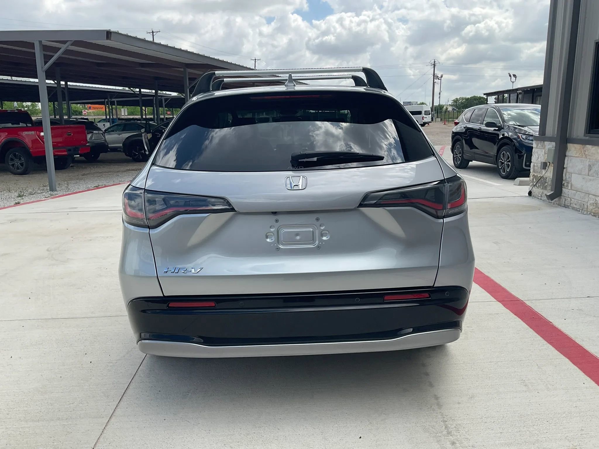 Used 2024 Honda HR-V EX-L image 7