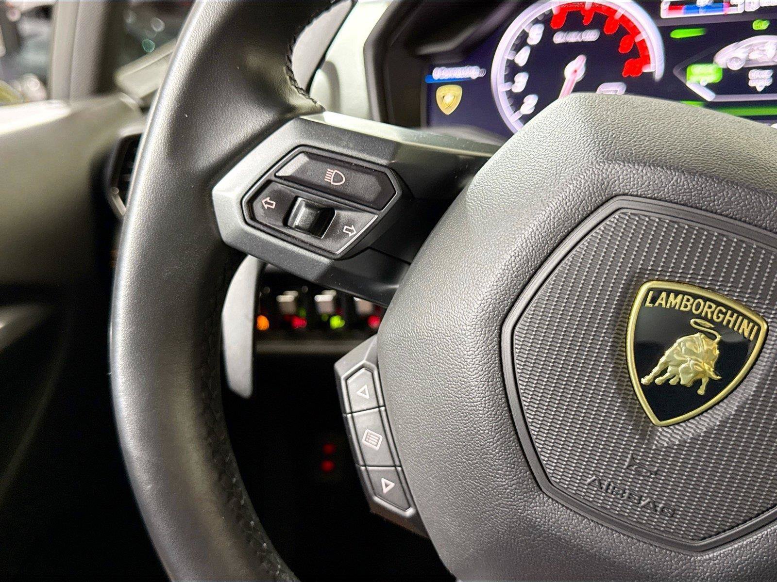 Used 2018 Lamborghini Huracan LP 580-2 RWD image 23