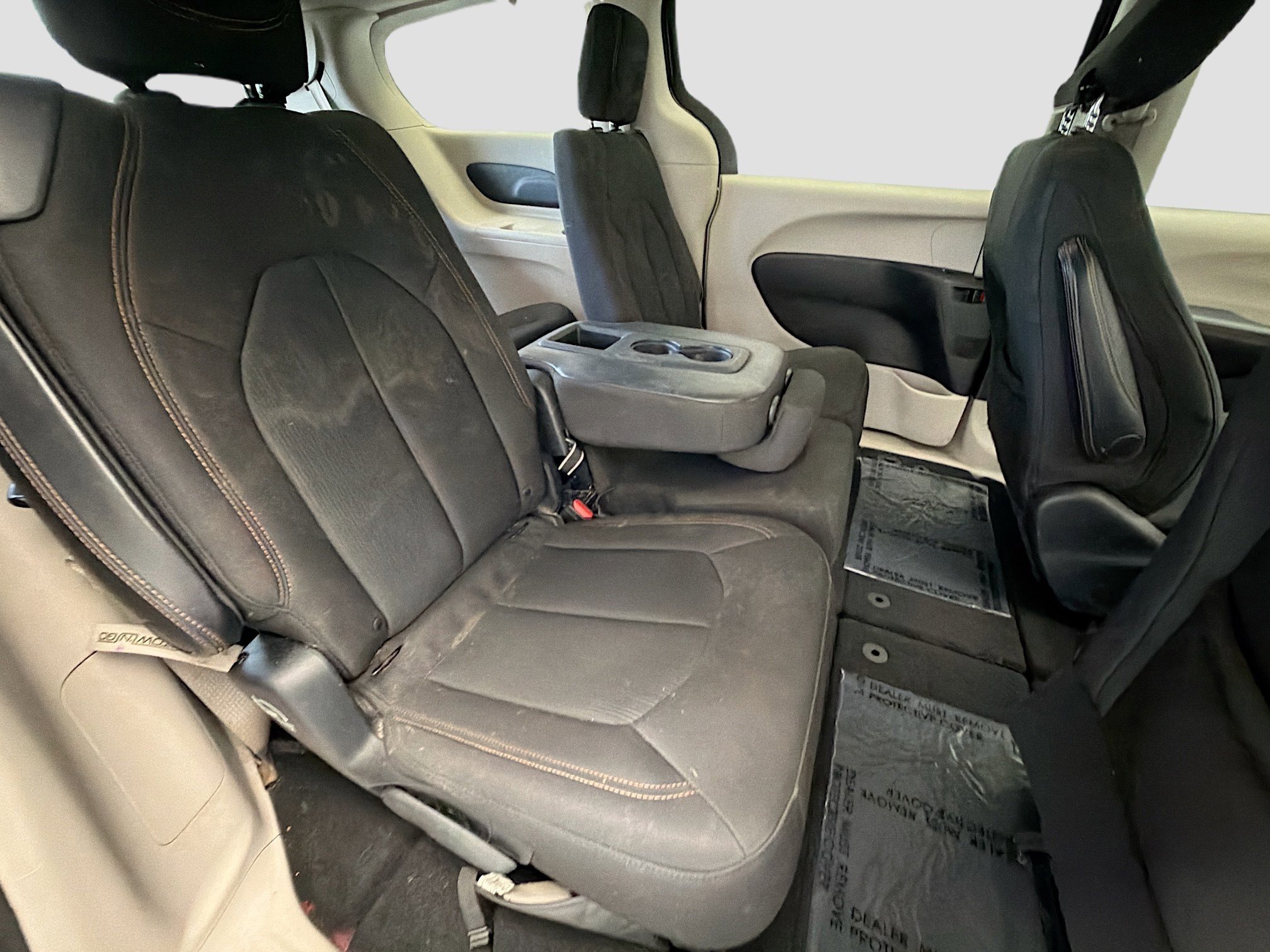 Used 2017 Chrysler Pacifica Touring image 15