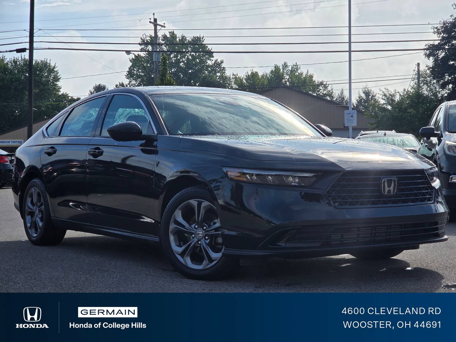Used 2024 Honda Accord EX image 2