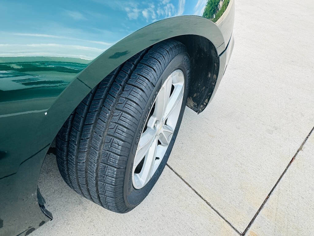 Used 2015 Chevrolet Cruze LT image 31