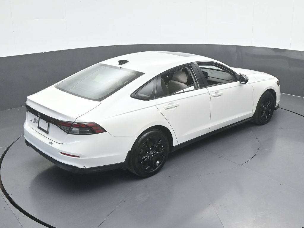 Used 2025 Honda Accord SE image 51