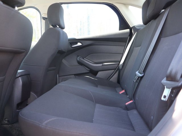 Used 2015 Ford Focus SE image 15