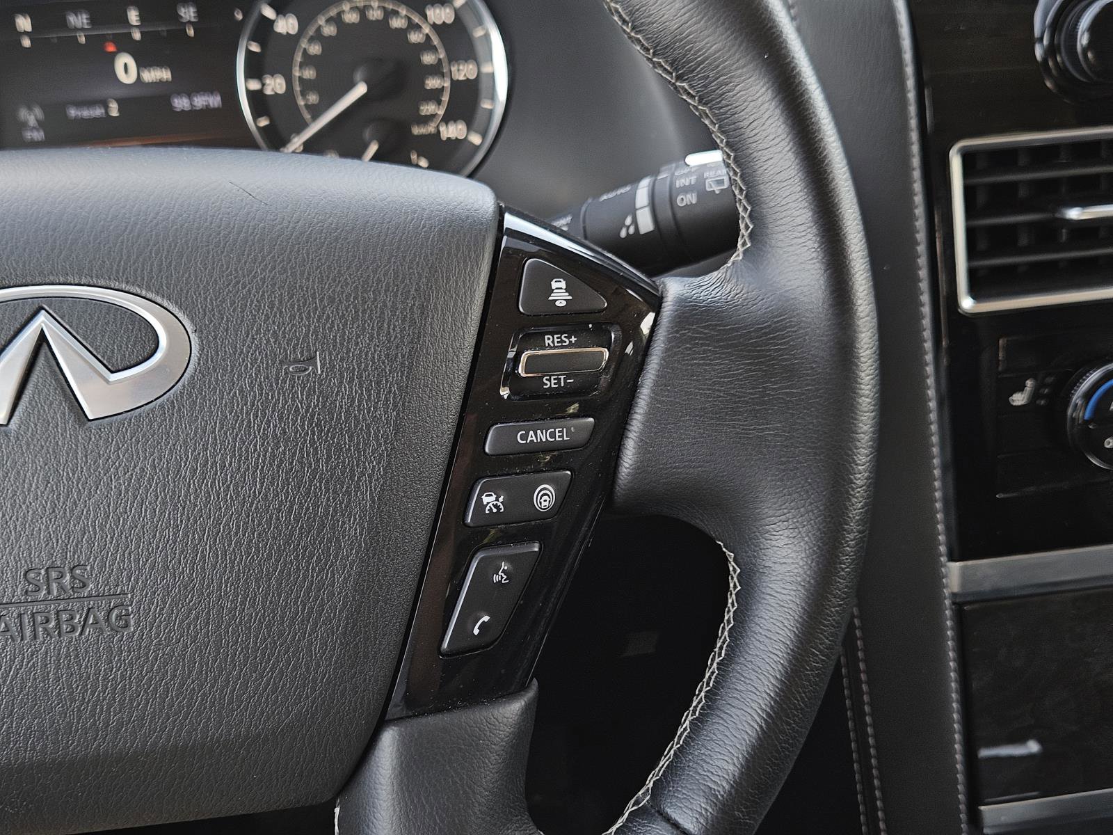 Used 2024 INFINITI QX80 Luxe image 18