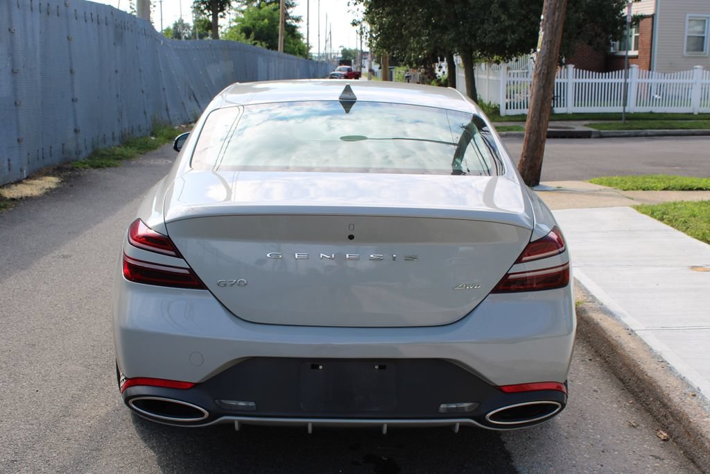 Used 2025 Genesis G70 2.5T image 6