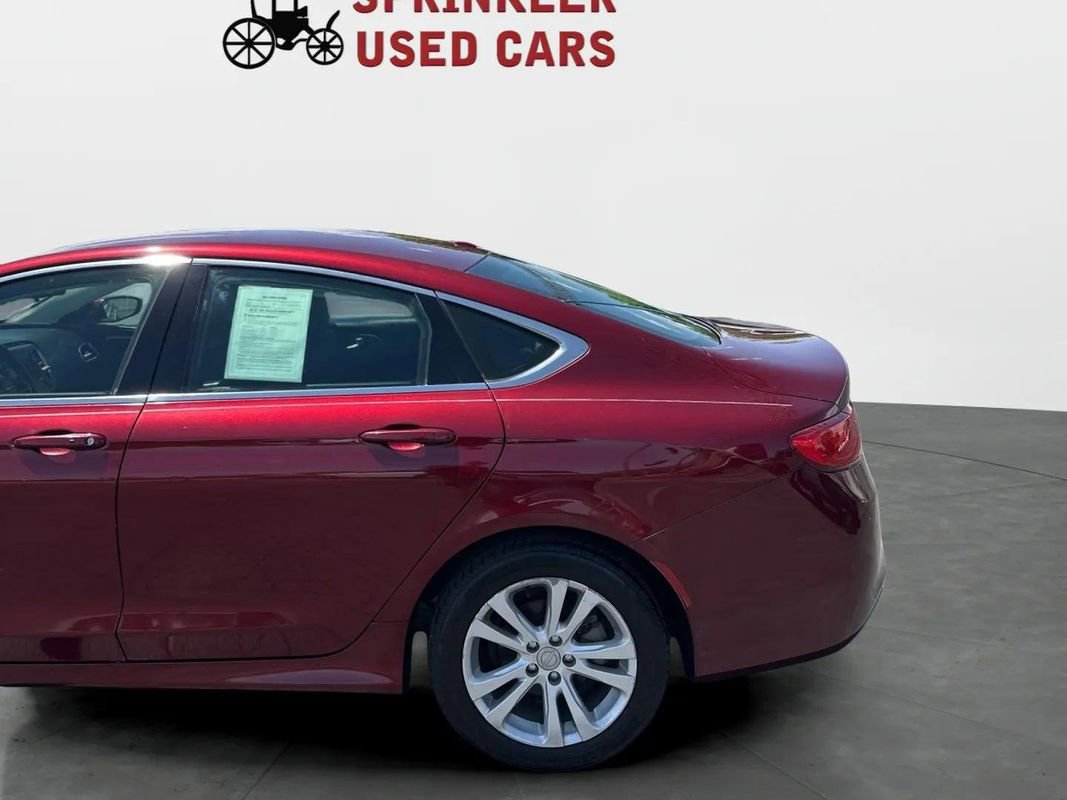 Used 2015 Chrysler 200 Limited w/ Convenience Group FWD image 18