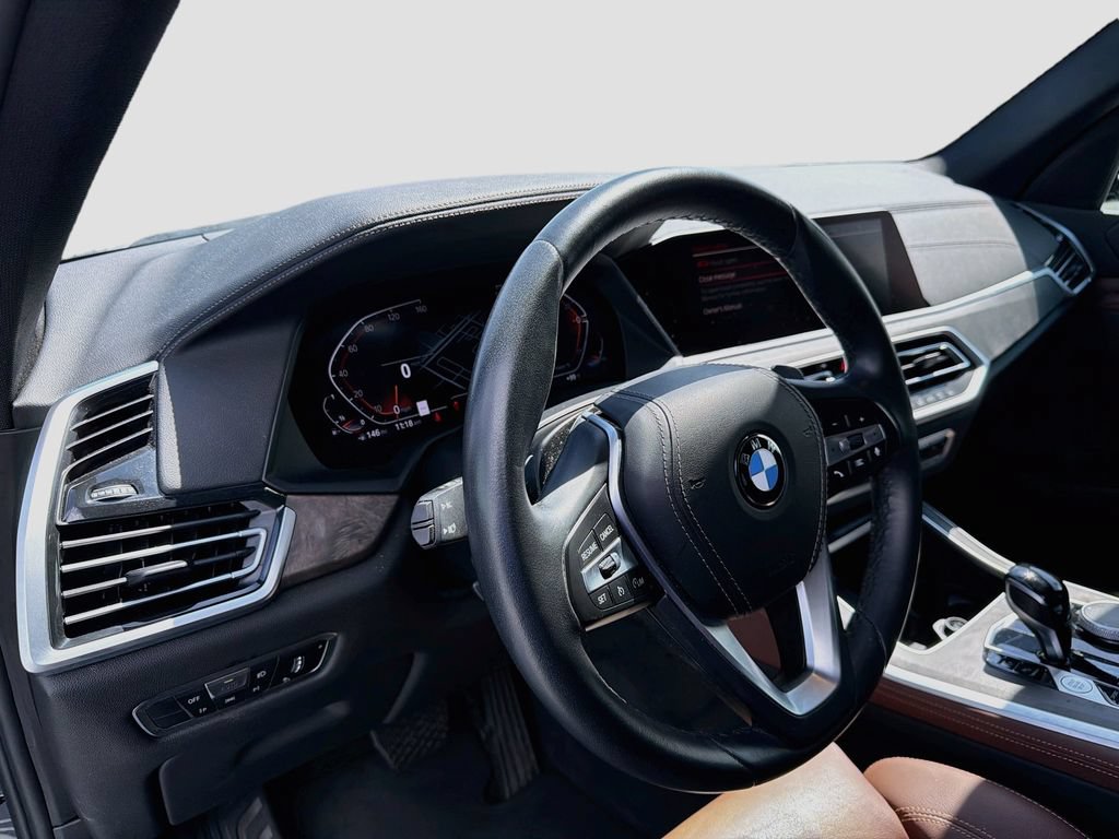 Used 2022 BMW X5 xDrive40i w/ Premium Package AWD/4WD image 9
