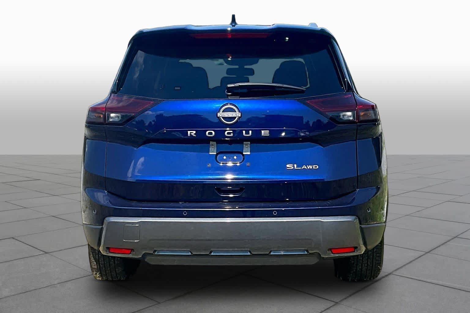 Used 2026 Nissan Rogue SL AWD/4WD image 5