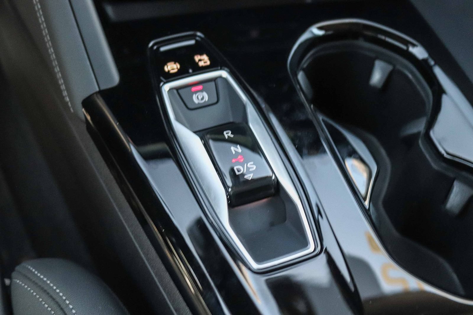 Certified 2025 Audi Q5 Prestige AWD/4WD image 25