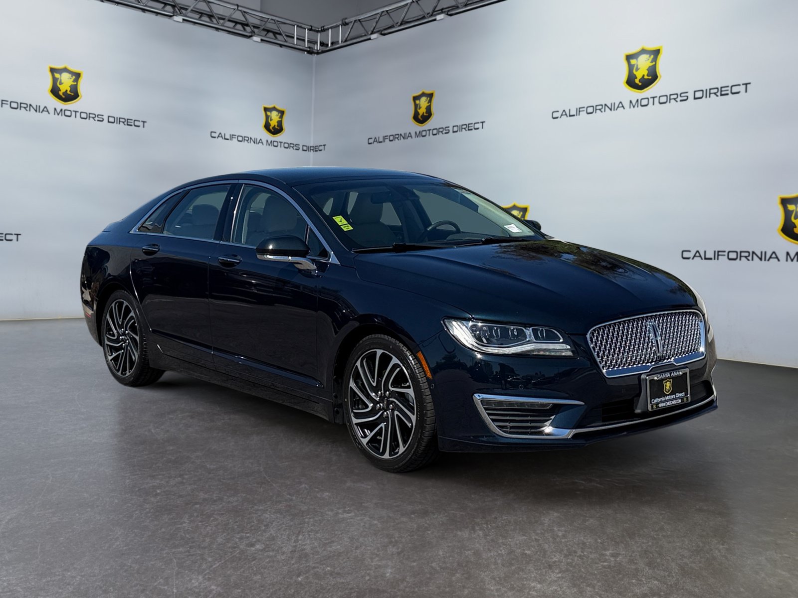 Used 2020 Lincoln MKZ Reserve w/ Luxury Package FWD image 3