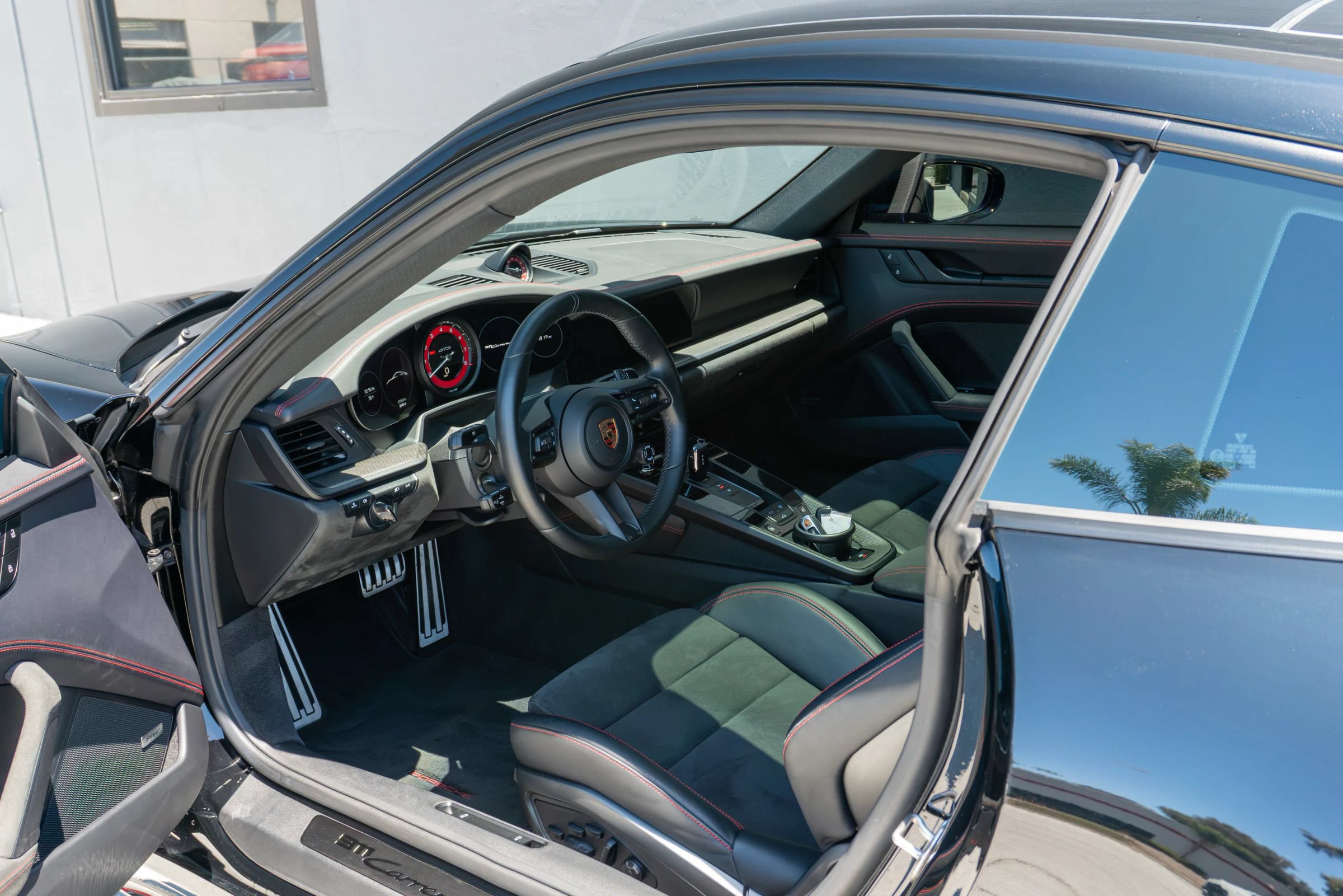 Used 2024 Porsche 911 Carrera S RWD image 47