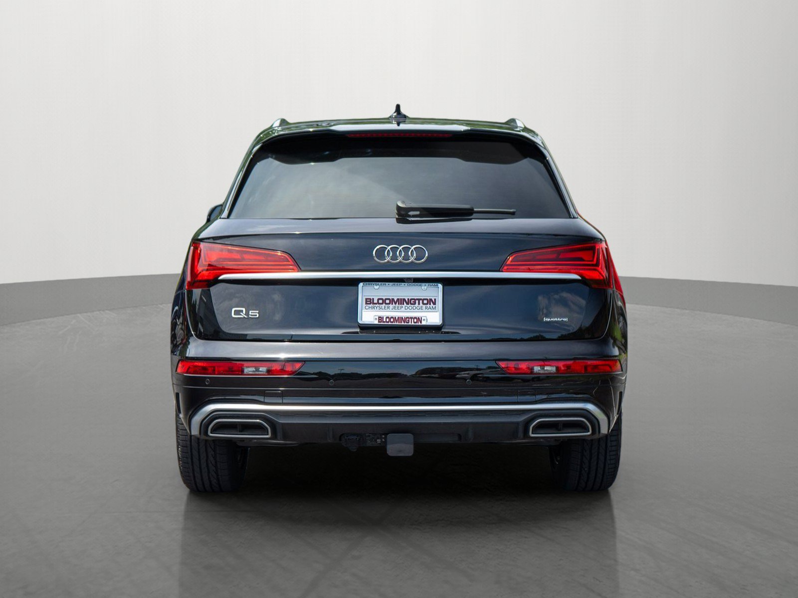 Used 2023 Audi Q5 2.0T Premium Plus w/ Premium Plus Package AWD/4WD image 6