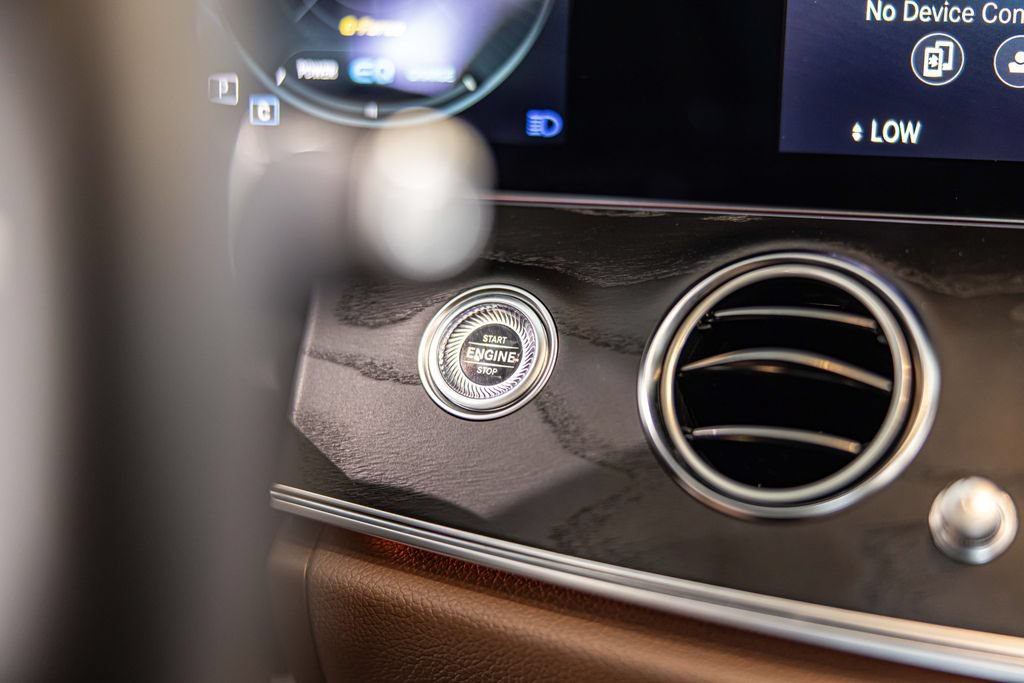 Used 2023 Mercedes-Benz E 450 4MATIC Sedan image 27