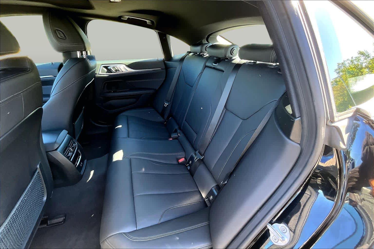 Used 2024 BMW i4 eDrive40 RWD image 21