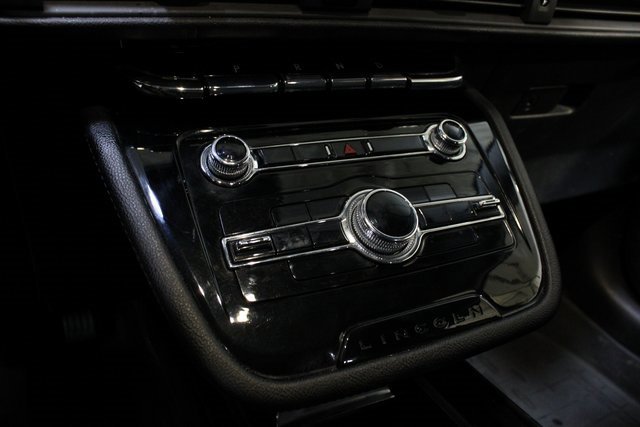 Used 2022 Lincoln Corsair Standard image 8
