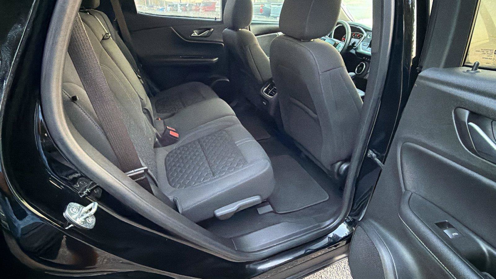 Used 2021 Chevrolet Blazer LT FWD image 21