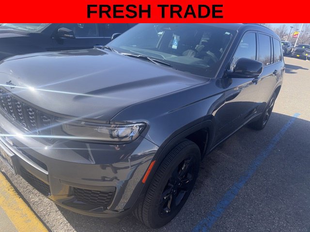 Used 2024 Jeep Grand Cherokee L Laredo AWD/4WD image 5