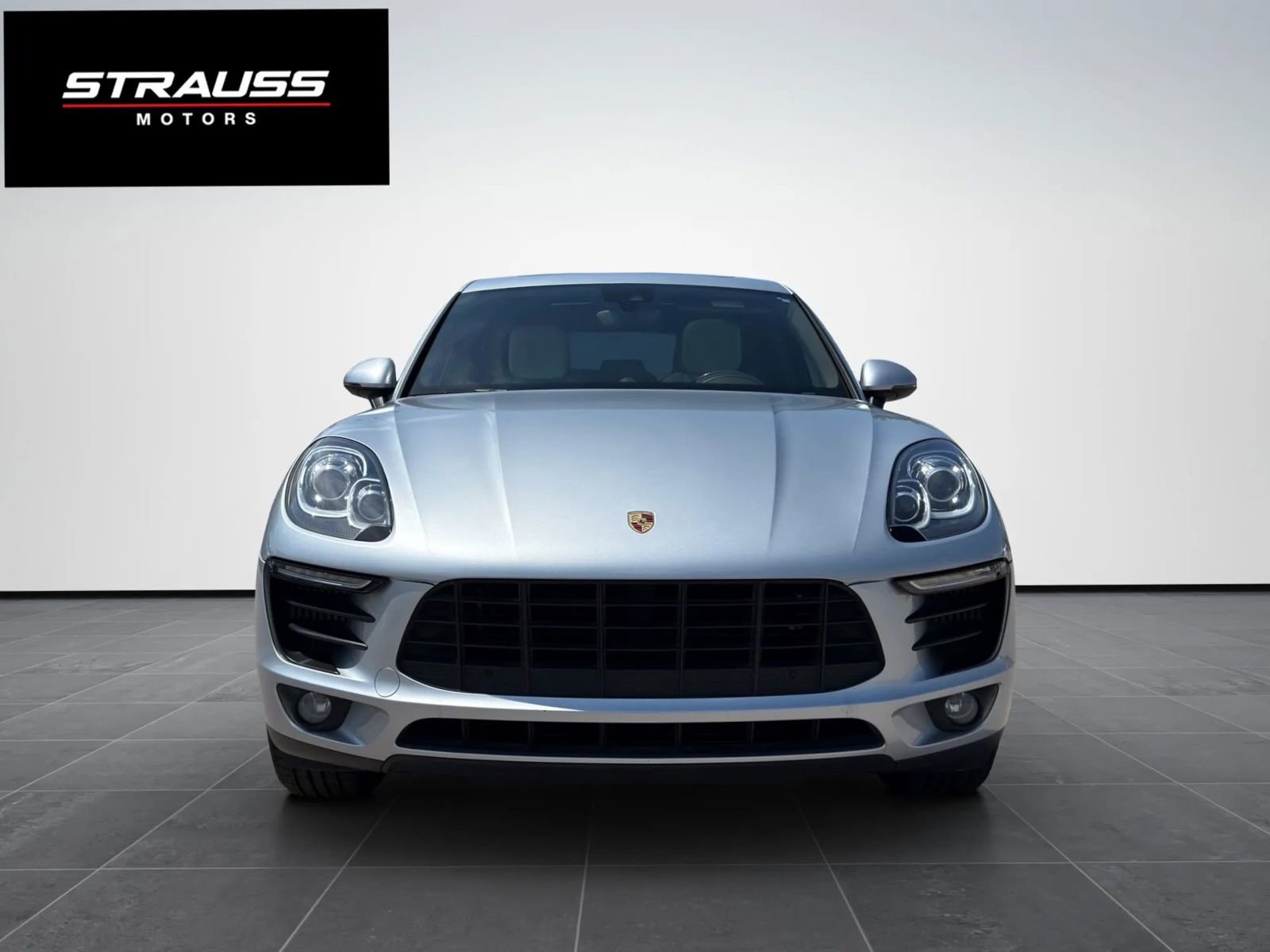 Used 2018 Porsche Macan S image 3
