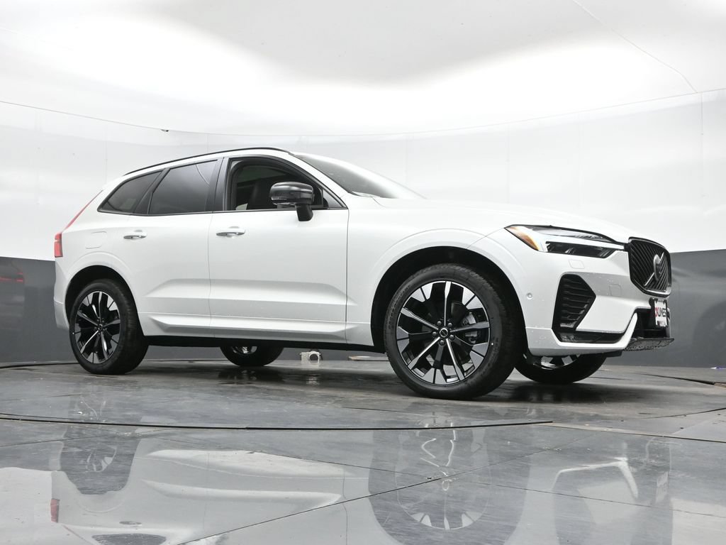 New 2026 Volvo XC60 B5 Plus w/ Climate Package AWD/4WD image 37