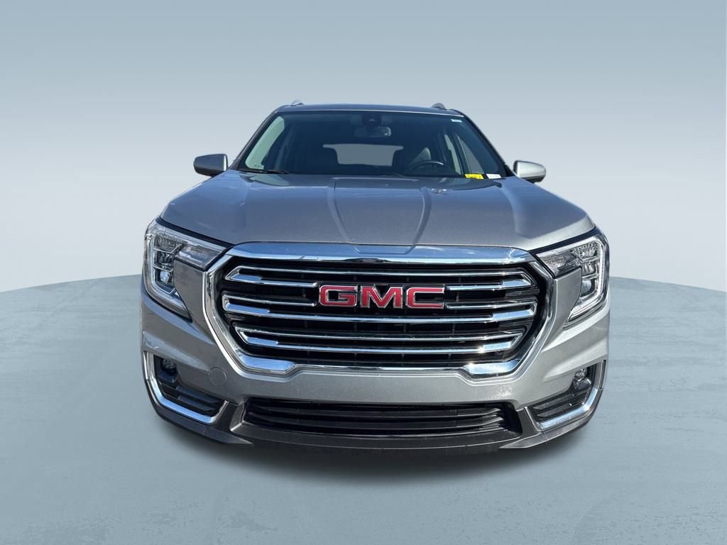 Used 2024 GMC Terrain SLT image 9
