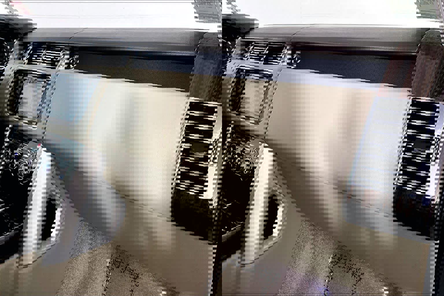 Used 2016 Land Rover Range Rover image 17