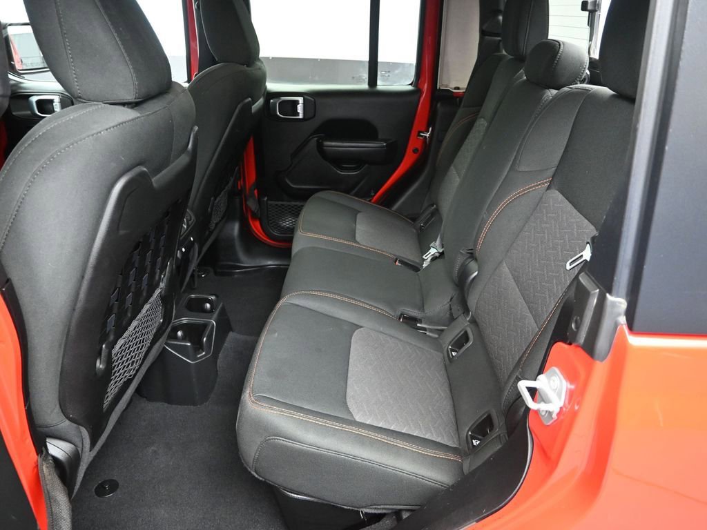 Used 2021 Jeep Gladiator Mojave AWD/4WD image 27