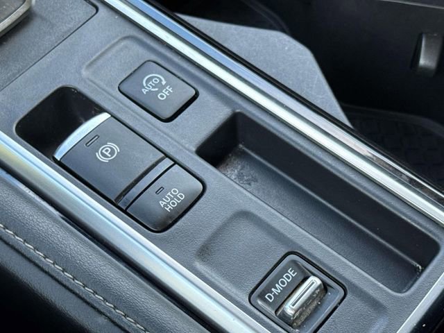 Certified 2024 Nissan Pathfinder SL image 17