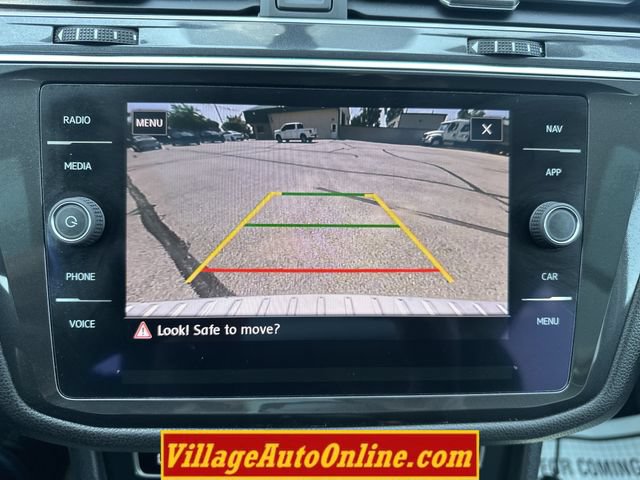 Used 2018 Volkswagen Tiguan SEL AWD/4WD image 20