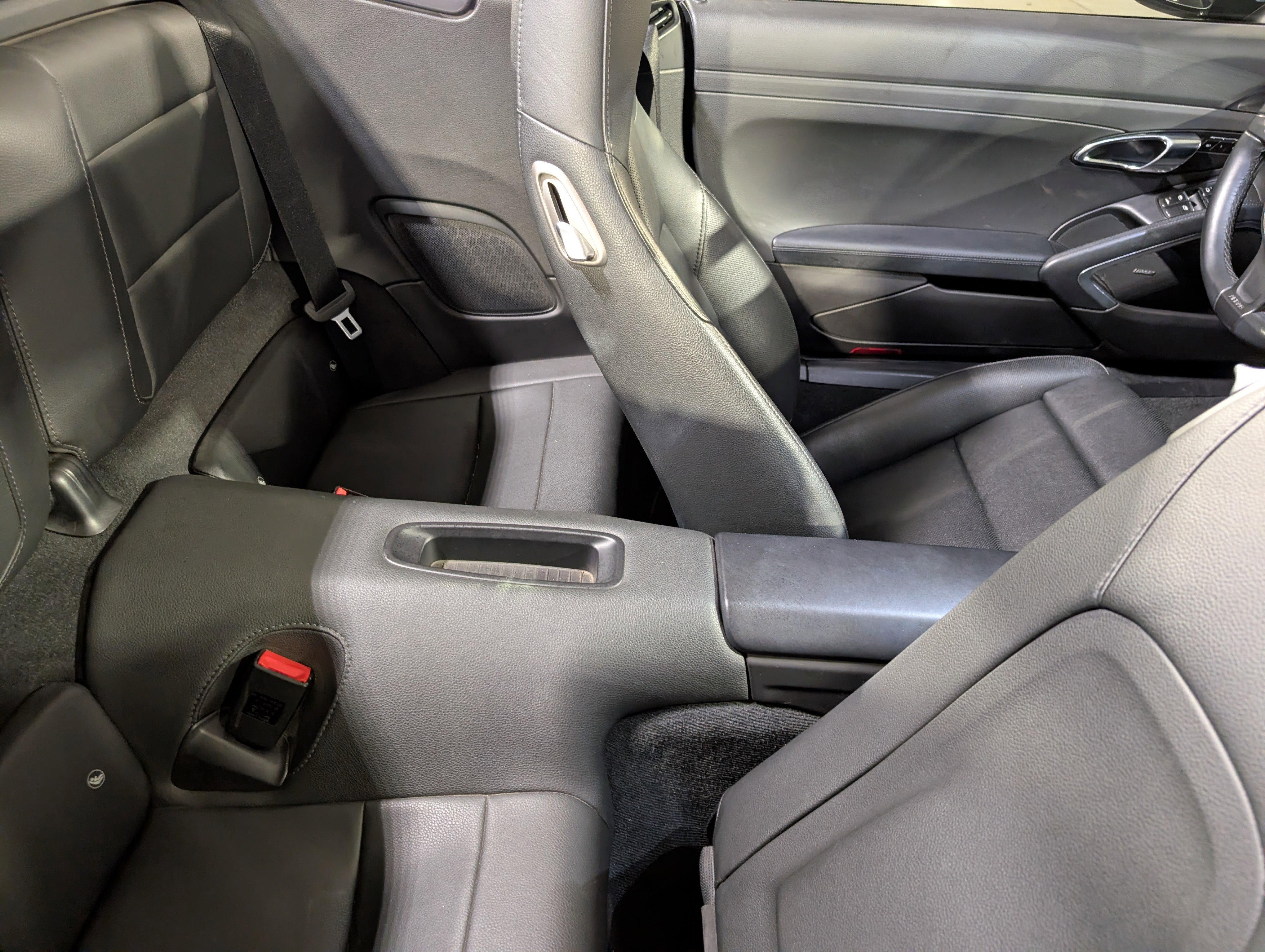 Certified 2015 Porsche 911 Carrera 4S image 30
