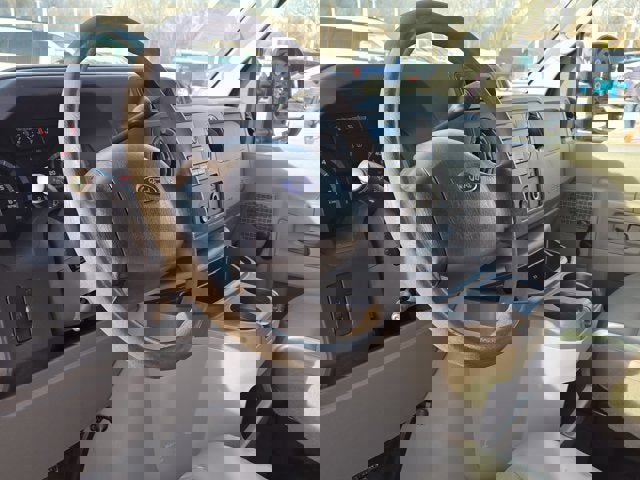 Used 2011 Ford E-250 and Econoline 250 image 17