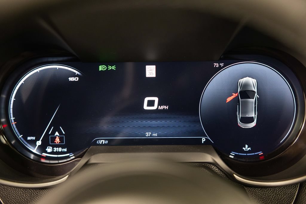 New 2026 Alfa Romeo Giulia AWD image 27