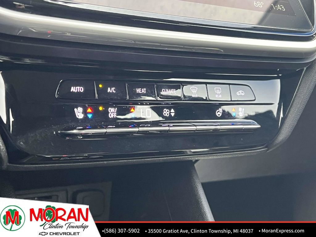 Certified 2023 Chevrolet Bolt EUV LT w/ Convenience Package image 21