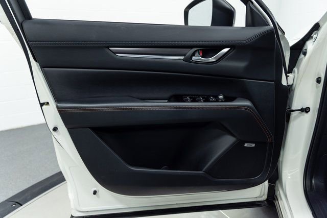 Used 2024 MAZDA CX-5 Carbon Edition image 11