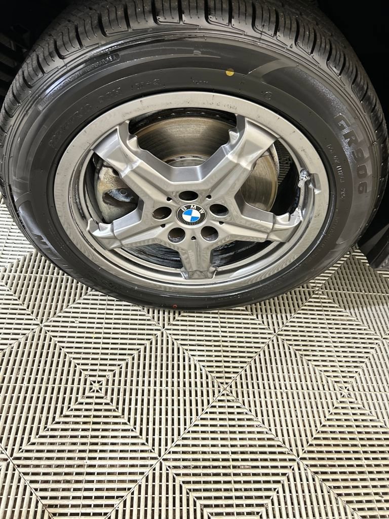 Used 2025 BMW X1 xDrive28i image 9