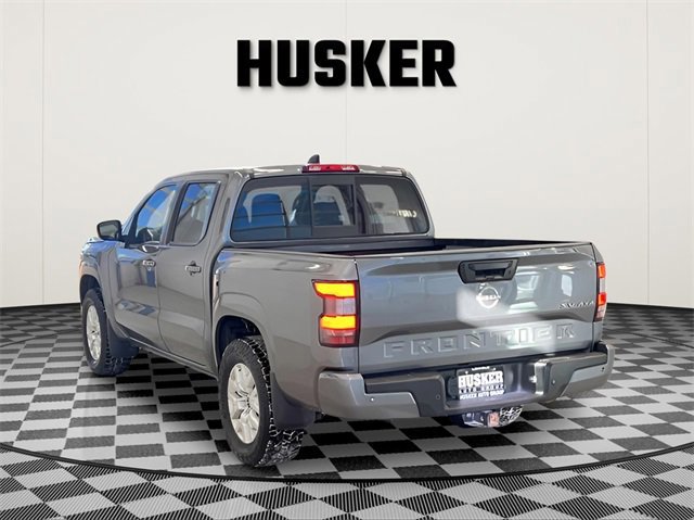 Used 2022 Nissan Frontier SV image 5