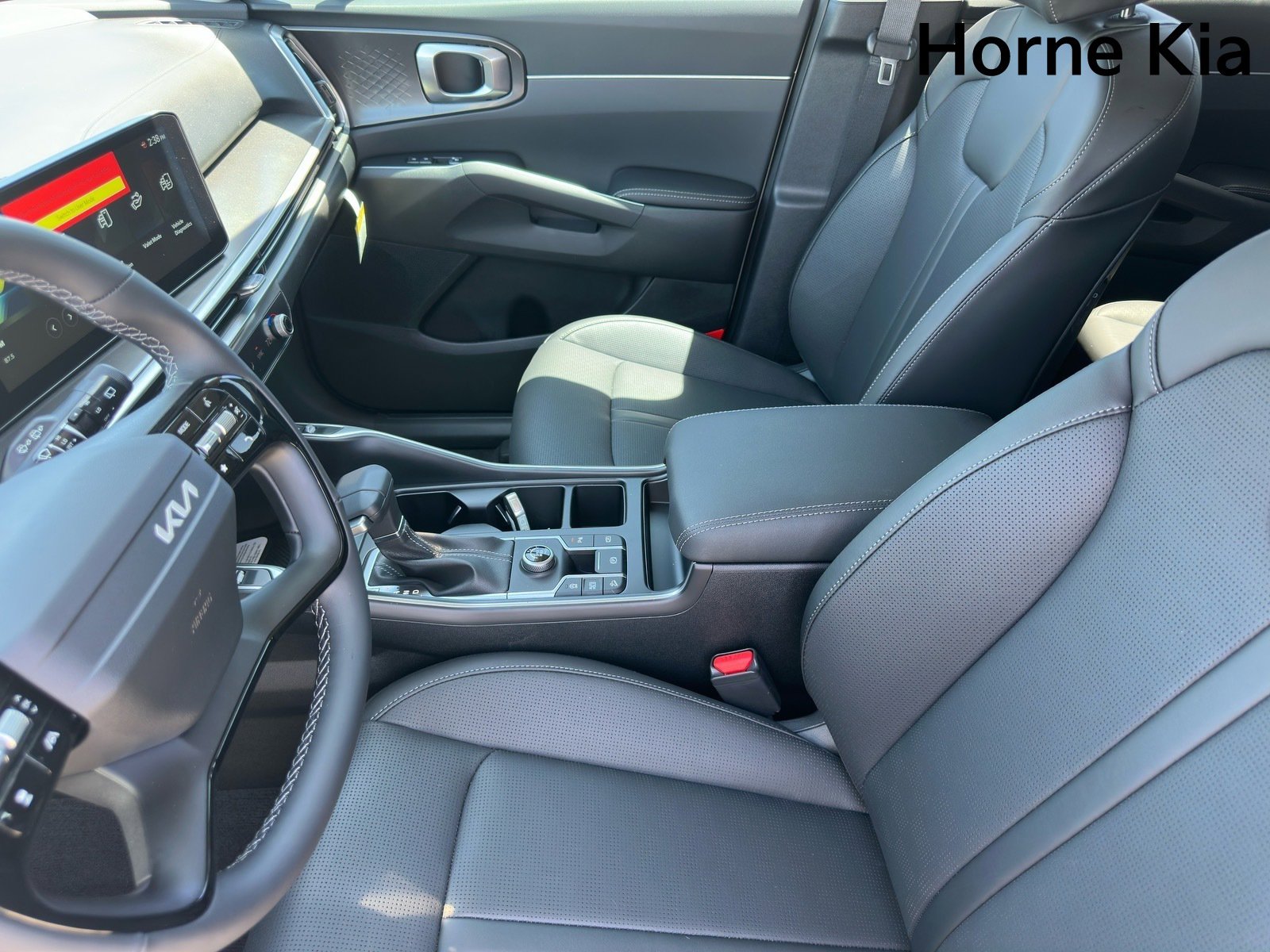 New 2026 Kia Sorento S FWD image 9