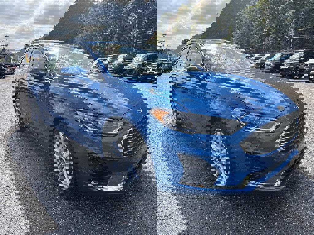 Used 2019 Ford Fusion SEL image 2