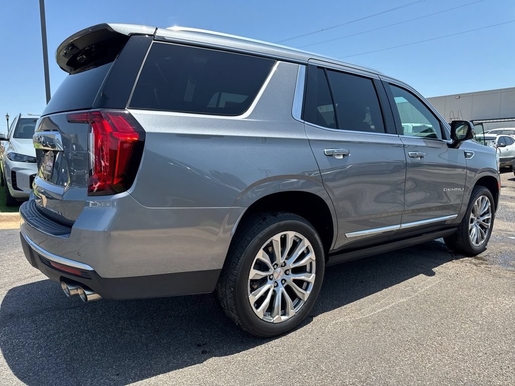 Used 2022 GMC Yukon Denali RWD image 4